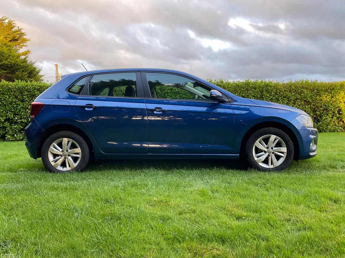 Volkswagen Polo Hatchback, Petrol, 2021, Blue