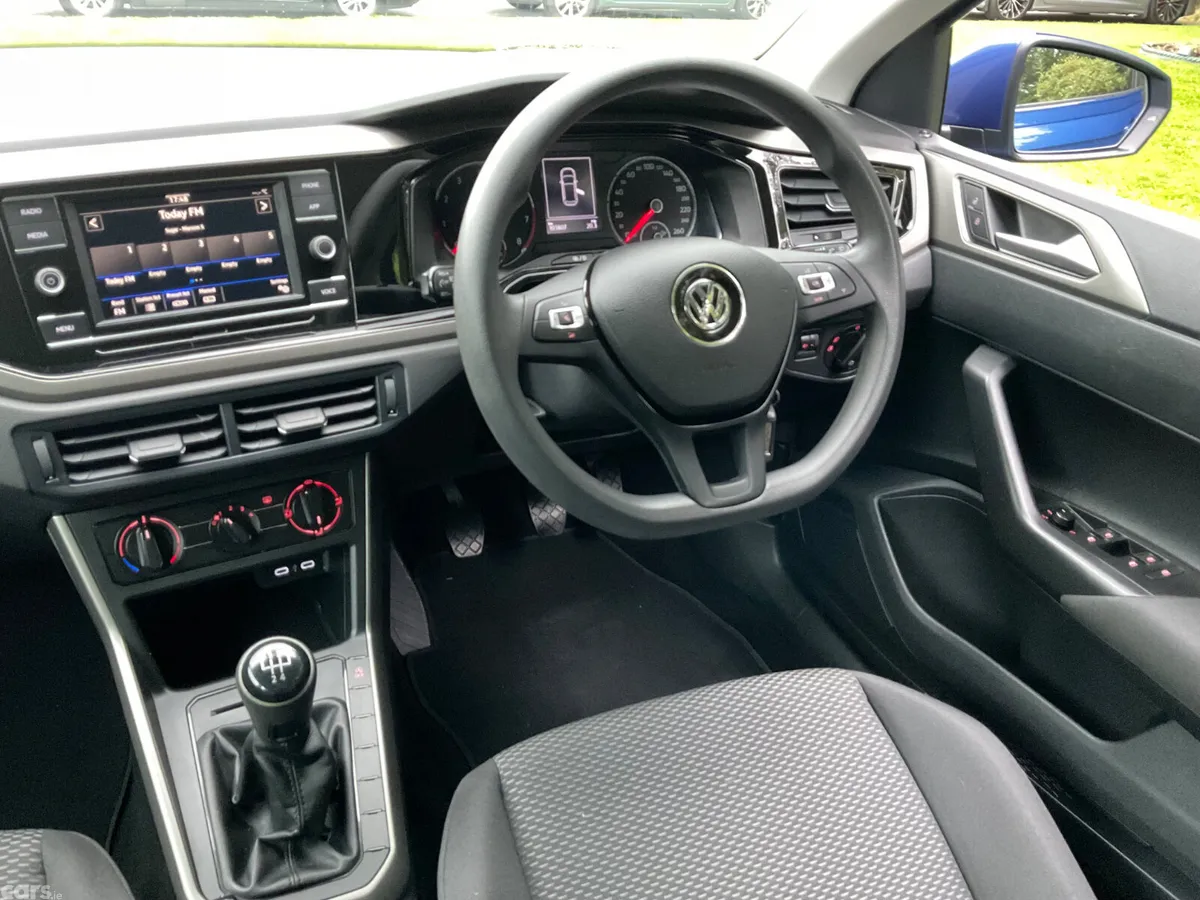 Volkswagen Polo Hatchback, Petrol, 2021, Blue