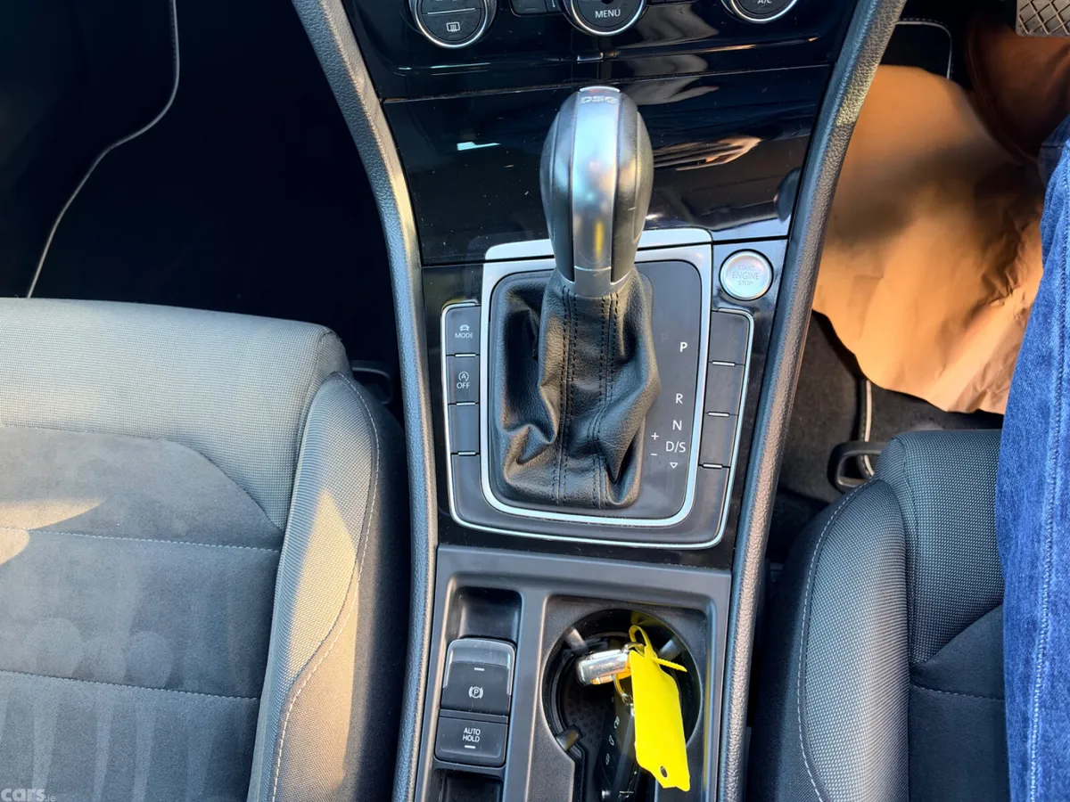 Volkswagen Golf Hatchback, Petrol, 2018, Blue