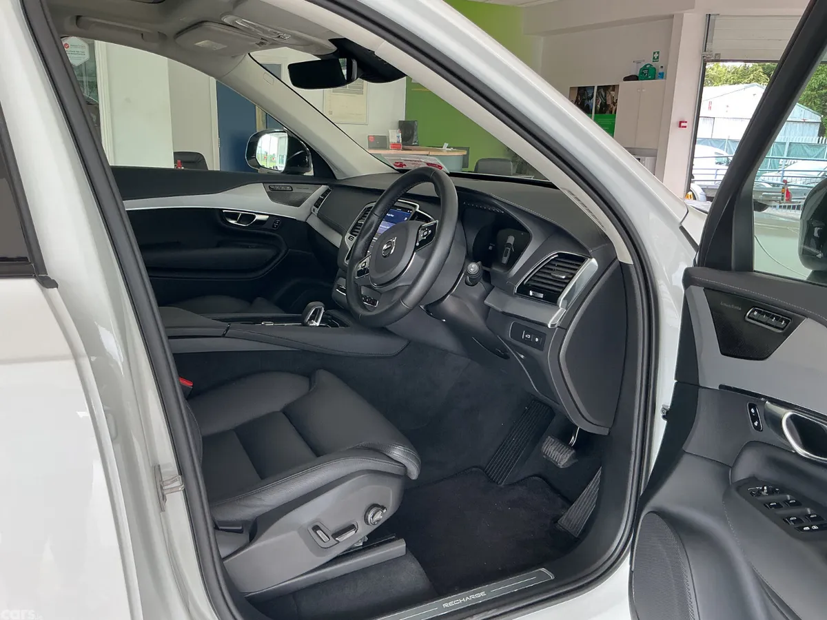 Volvo XC90 SUV, Petrol Plug-in Hybrid, 2024, White