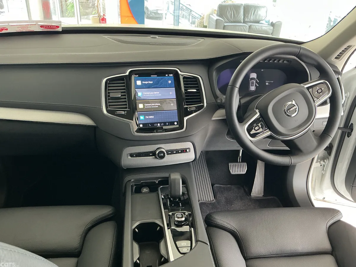 Volvo XC90 SUV, Petrol Plug-in Hybrid, 2024, White