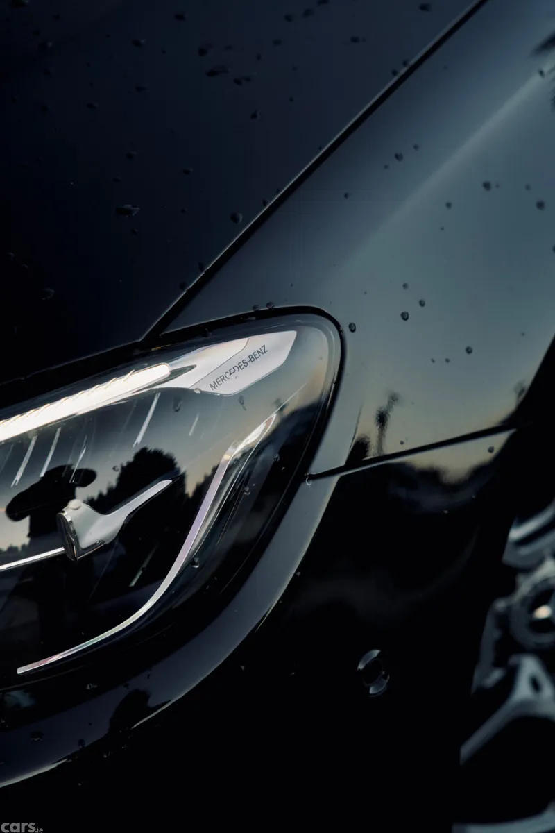 Mercedes-Benz 220 Saloon, Diesel, 2021, Black