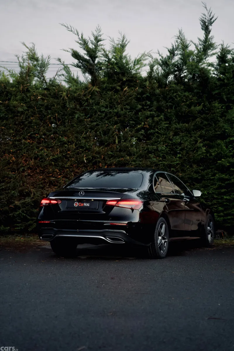 Mercedes-Benz 220 Saloon, Diesel, 2021, Black