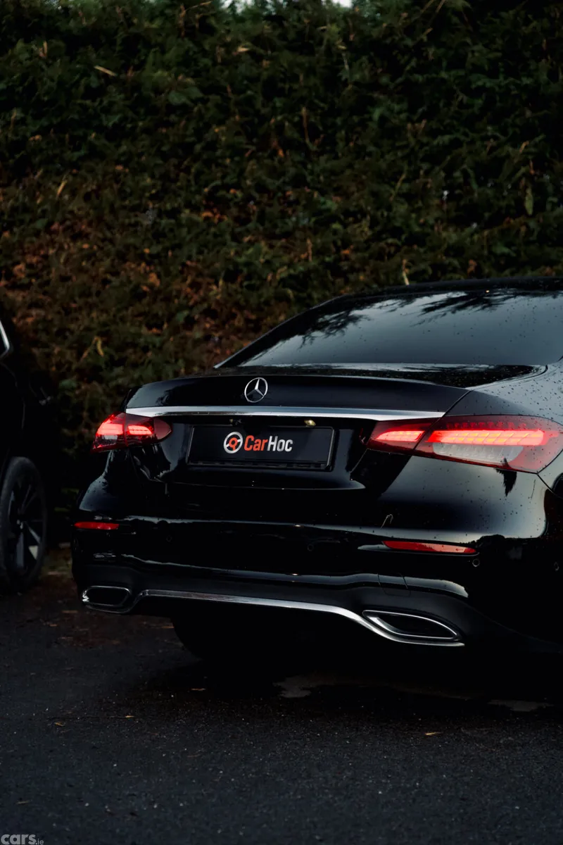 Mercedes-Benz 220 Saloon, Diesel, 2021, Black