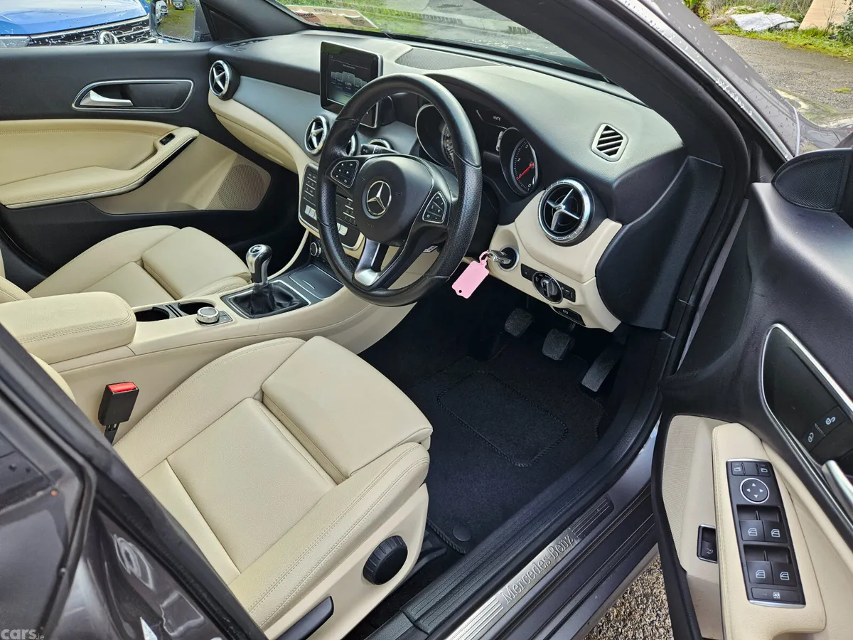 Mercedes-Benz CLA Saloon, Diesel, 2017, Grey