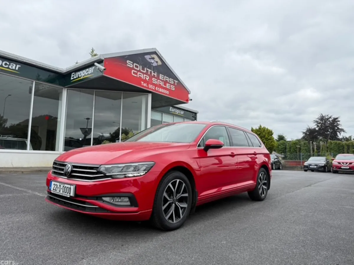 Volkswagen Passat Estate, Diesel, 2022, Red