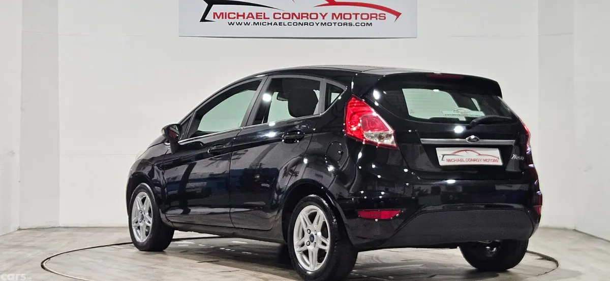 Ford Fiesta Hatchback, Petrol, 2013, Black