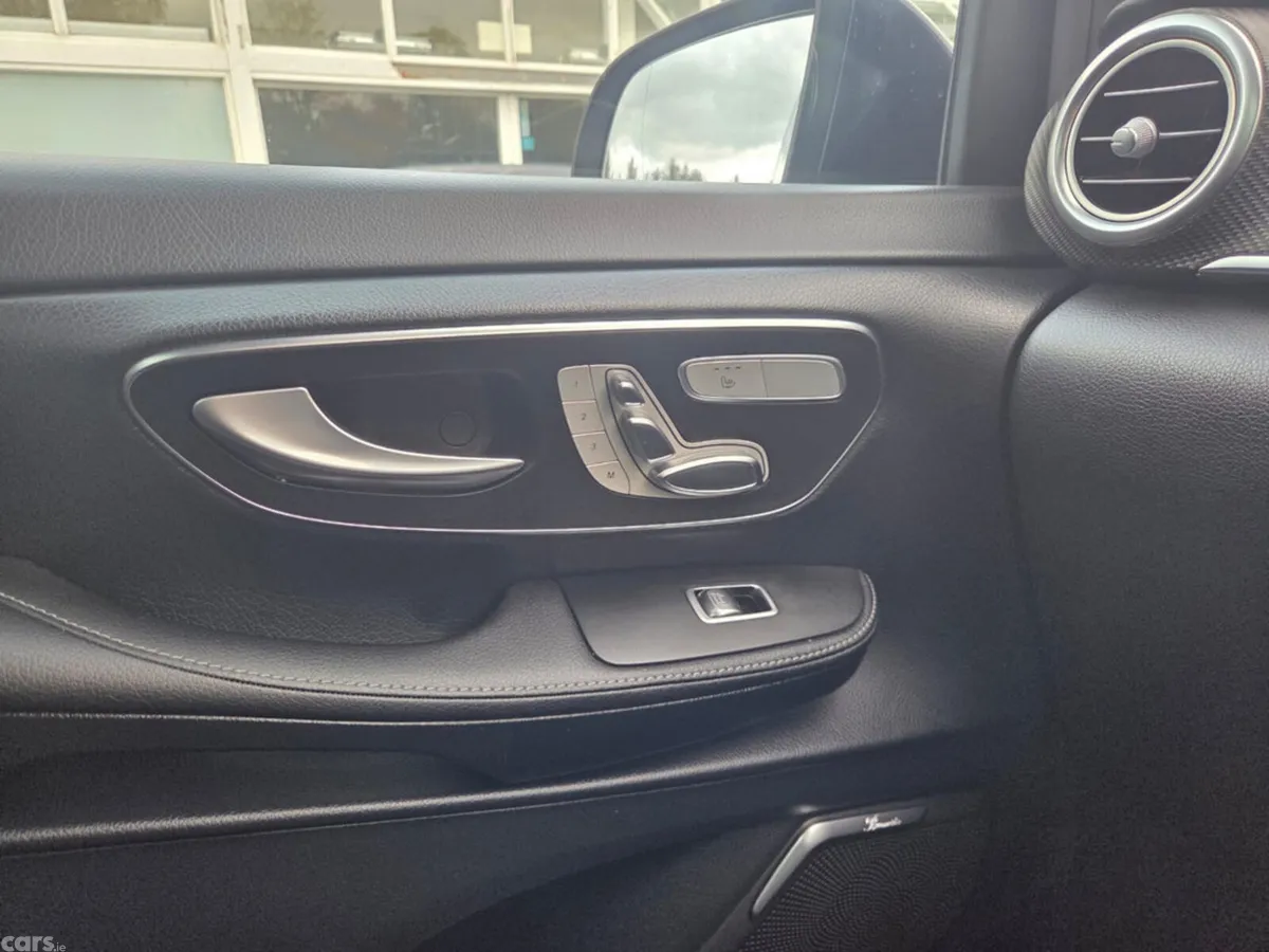 Mercedes-Benz V-Class SUV, Diesel, 2019, Blue