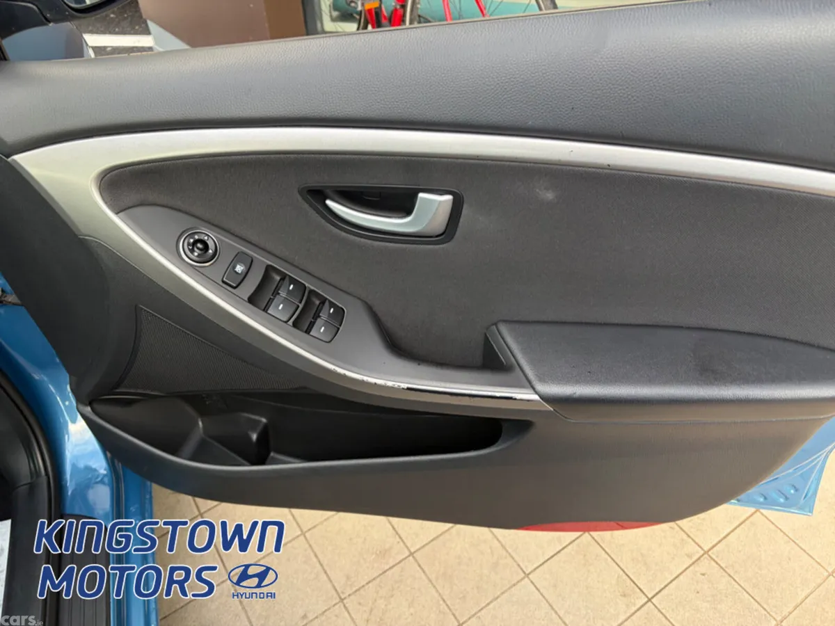 Hyundai i30 Hatchback, Petrol, 2014, Blue