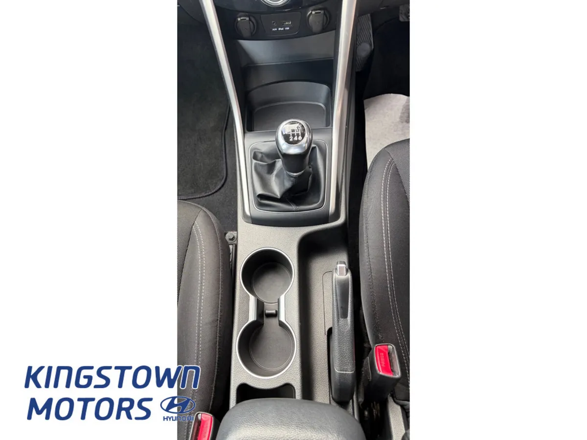 Hyundai i30 Hatchback, Petrol, 2014, Blue