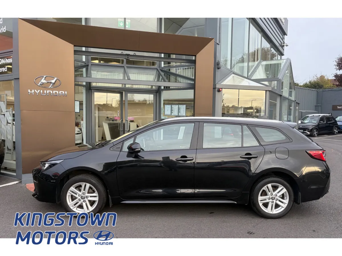 Toyota Corolla Estate, Petrol Hybrid, 2023, Black