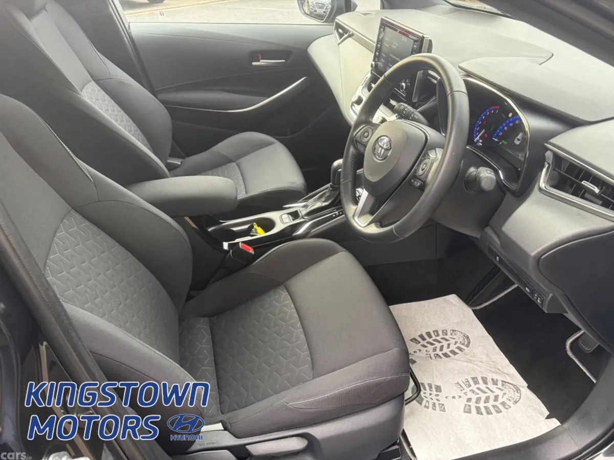 Toyota Corolla Estate, Petrol Hybrid, 2023, Black