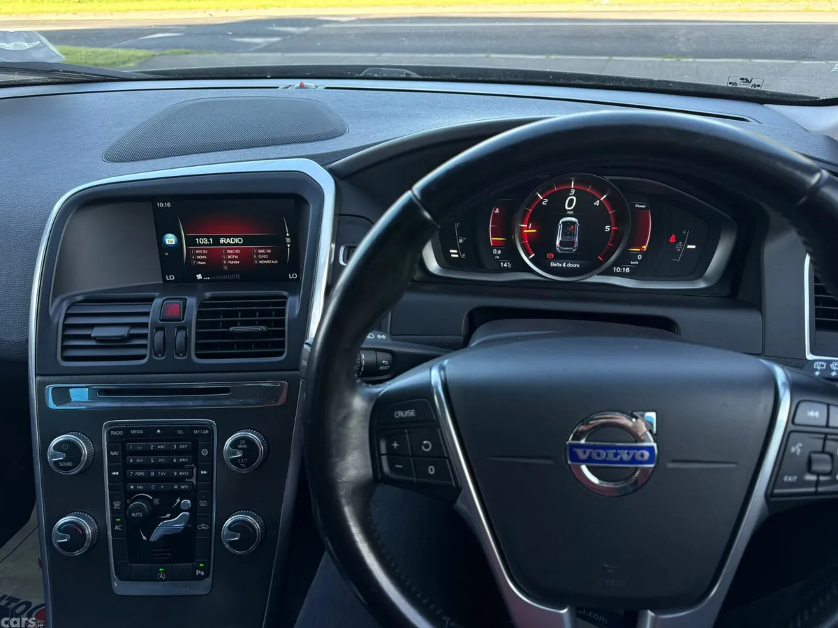 Volvo XC60 SUV, Diesel, 2015, Grey
