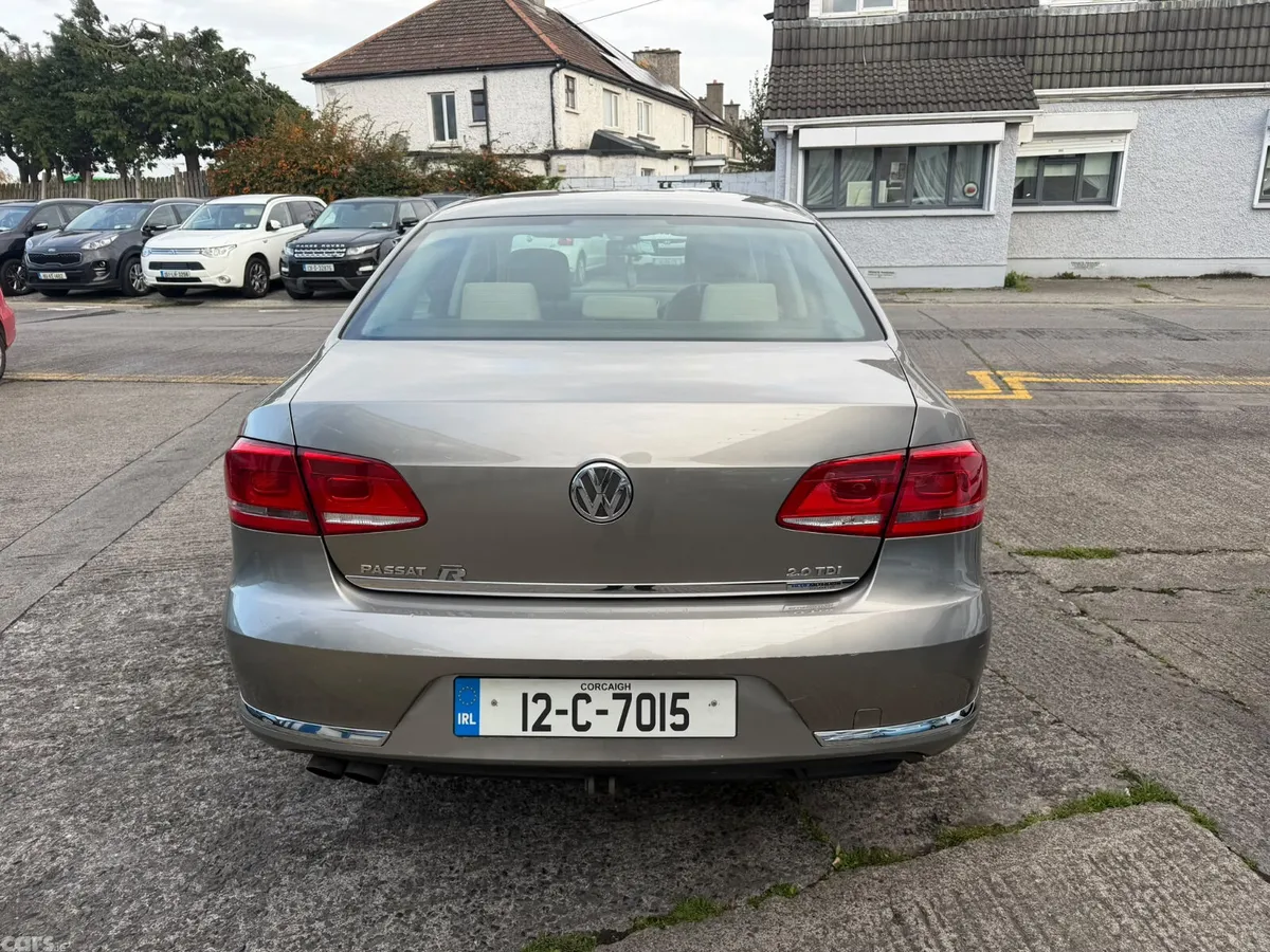 Volkswagen Passat Saloon, Diesel, 2012, Brown