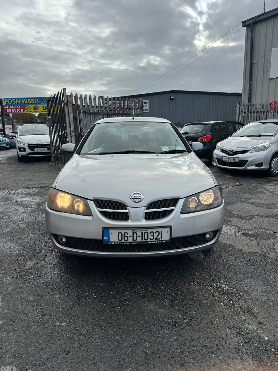 Nissan Almera Hatchback, Petrol, 2006, Silver