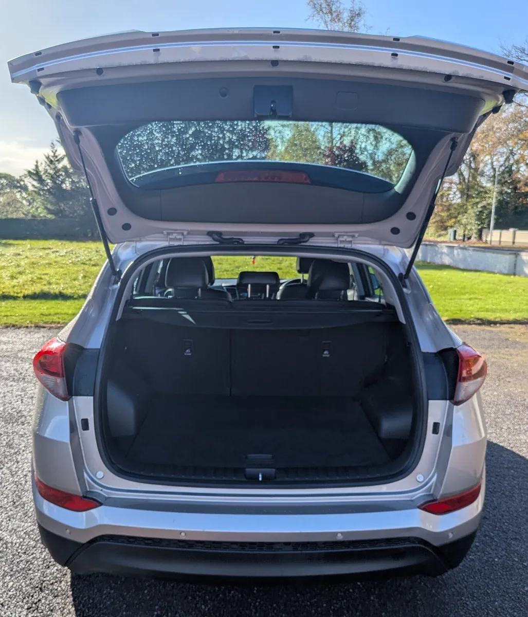 Hyundai Tucson SUV, Diesel, 2016, White