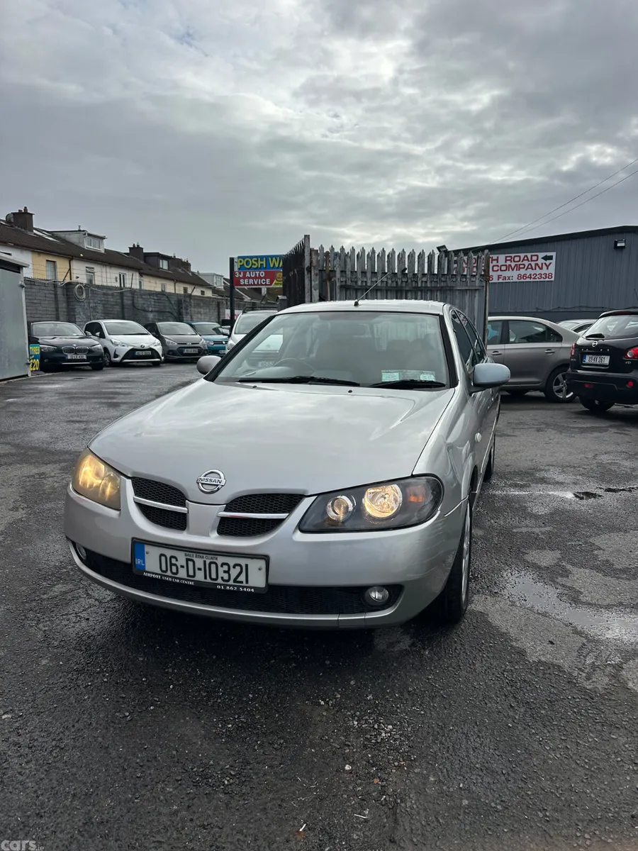 Nissan Almera Hatchback, Petrol, 2006, Silver