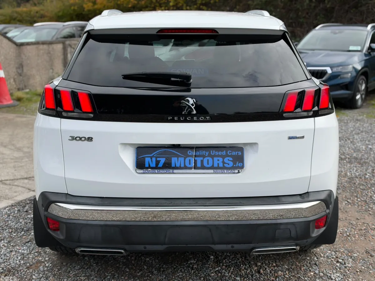 Peugeot 3008 SUV, Petrol, 2017, White