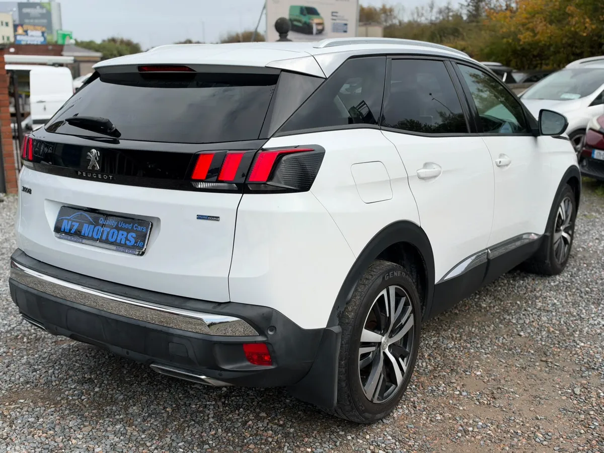 Peugeot 3008 SUV, Petrol, 2017, White