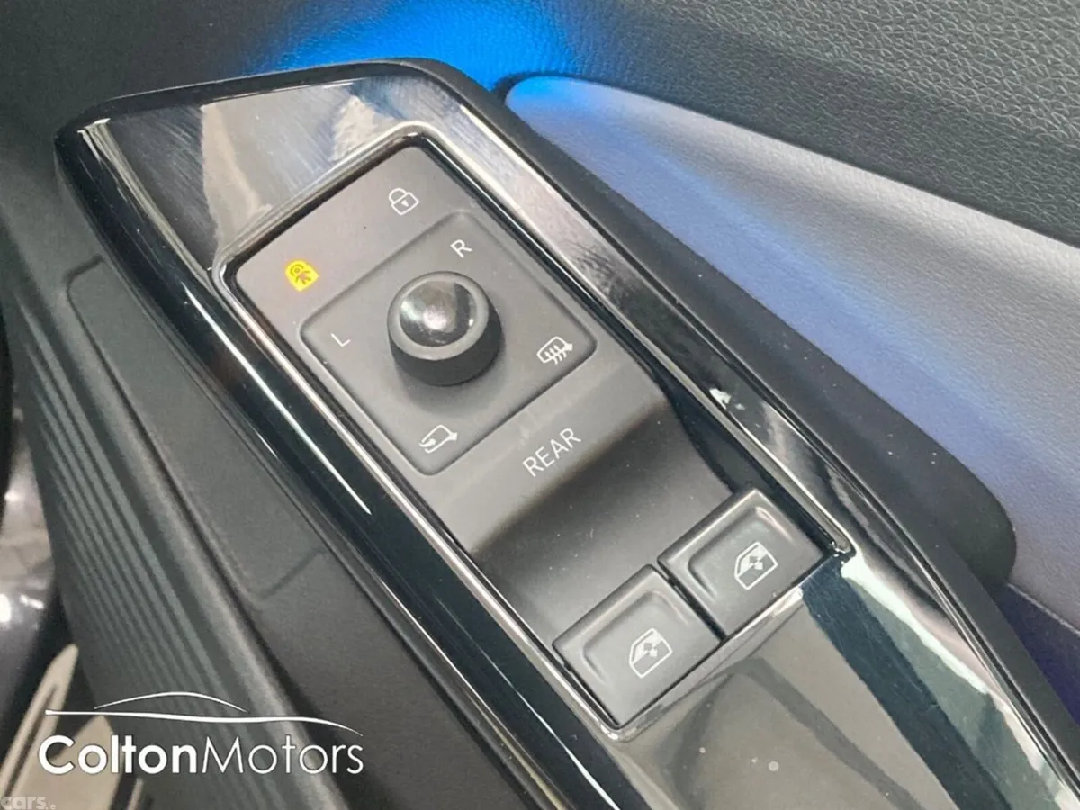 Volkswagen ID.4 SUV, Electric, 2023, Grey