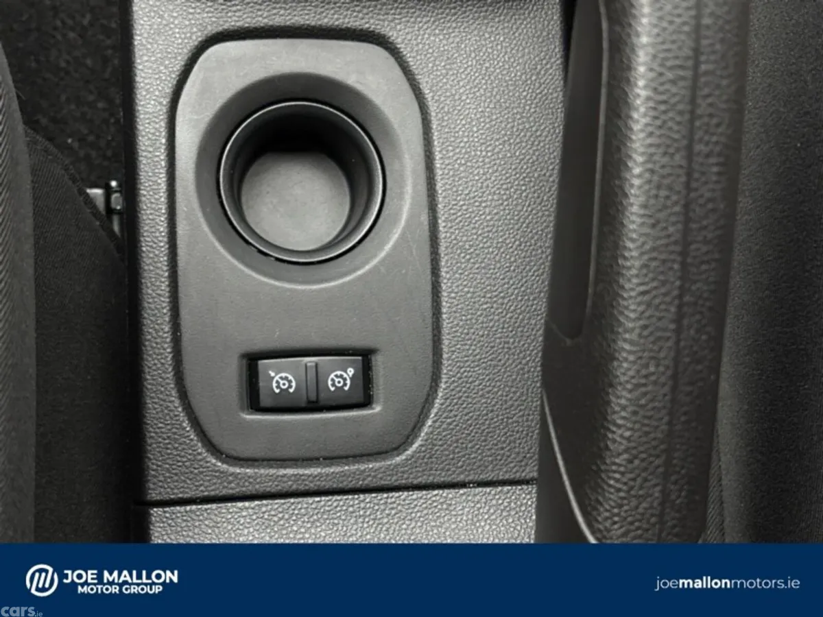 Dacia Duster SUV, Diesel, 2021, Grey