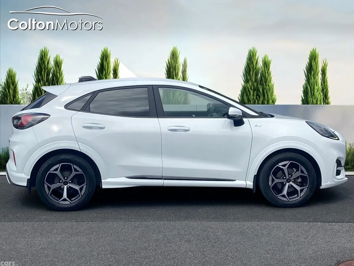 Ford Puma SUV, Petrol Hybrid, 2024, White