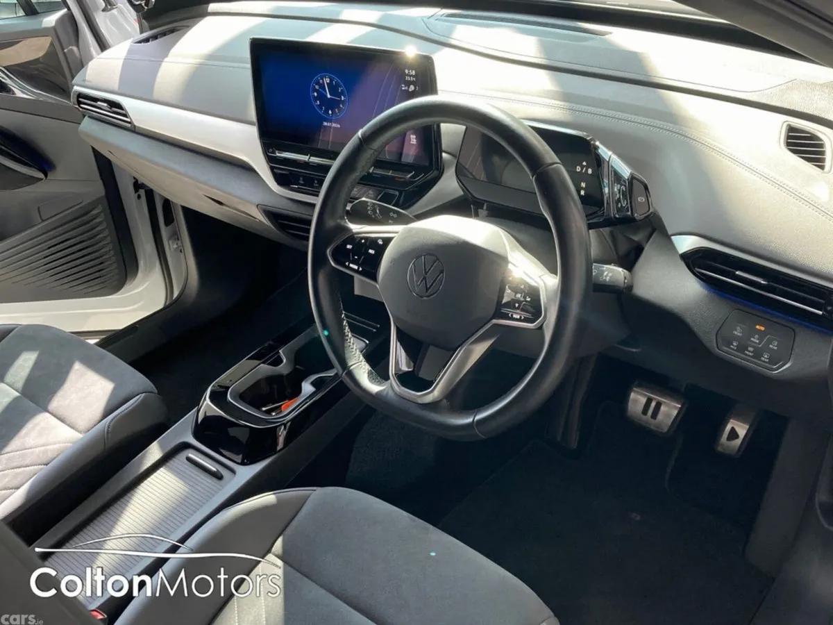 Volkswagen ID.5 SUV, Electric, 2023, White