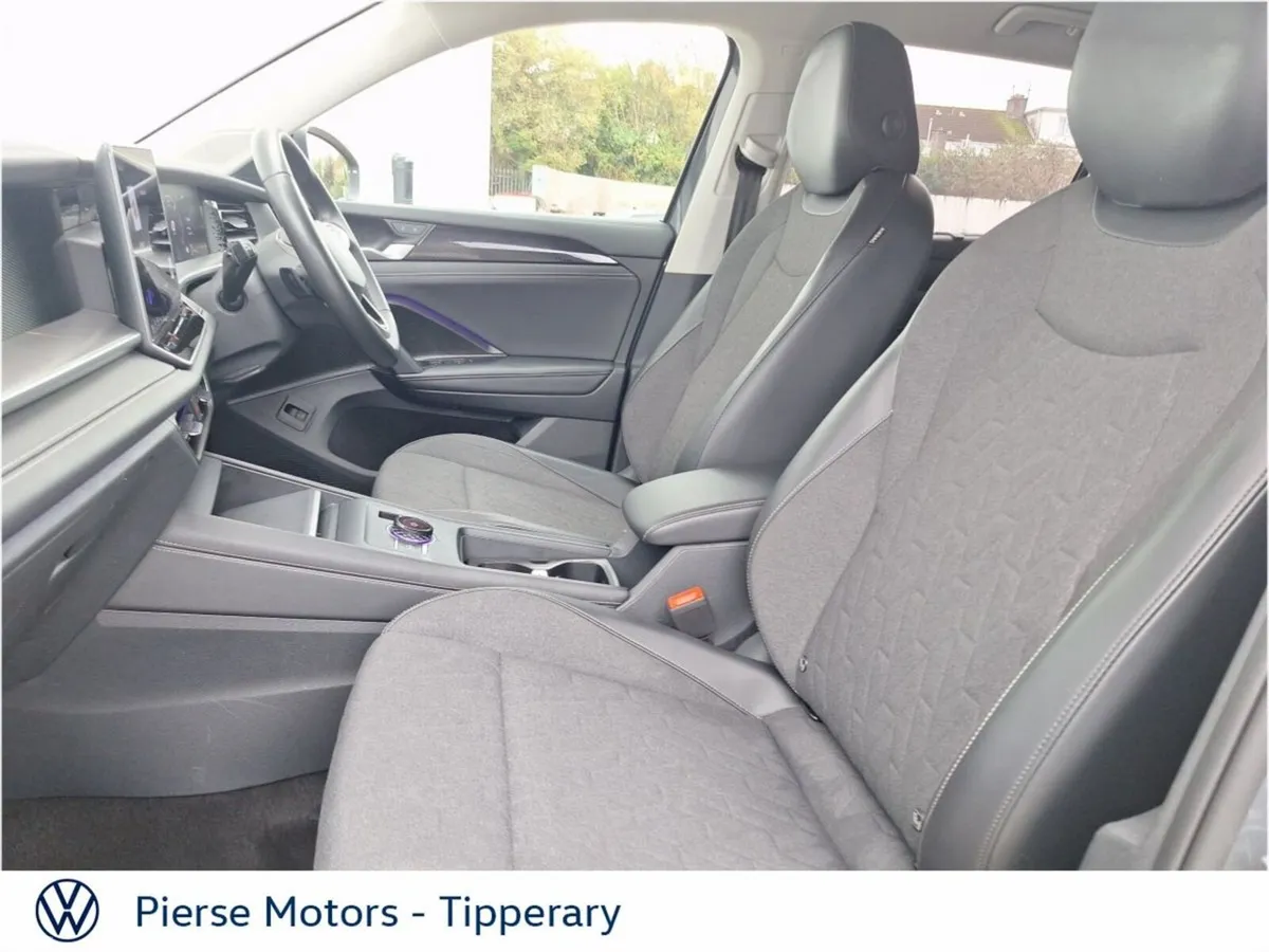 Volkswagen Tayron Estate, Diesel, 2025, Grey