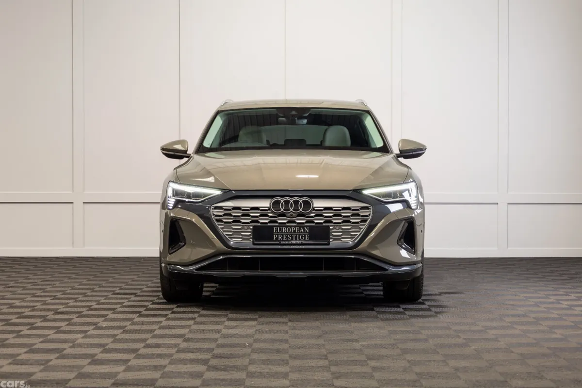Audi Q8 e-tron SUV, Electric, 2023, Grey