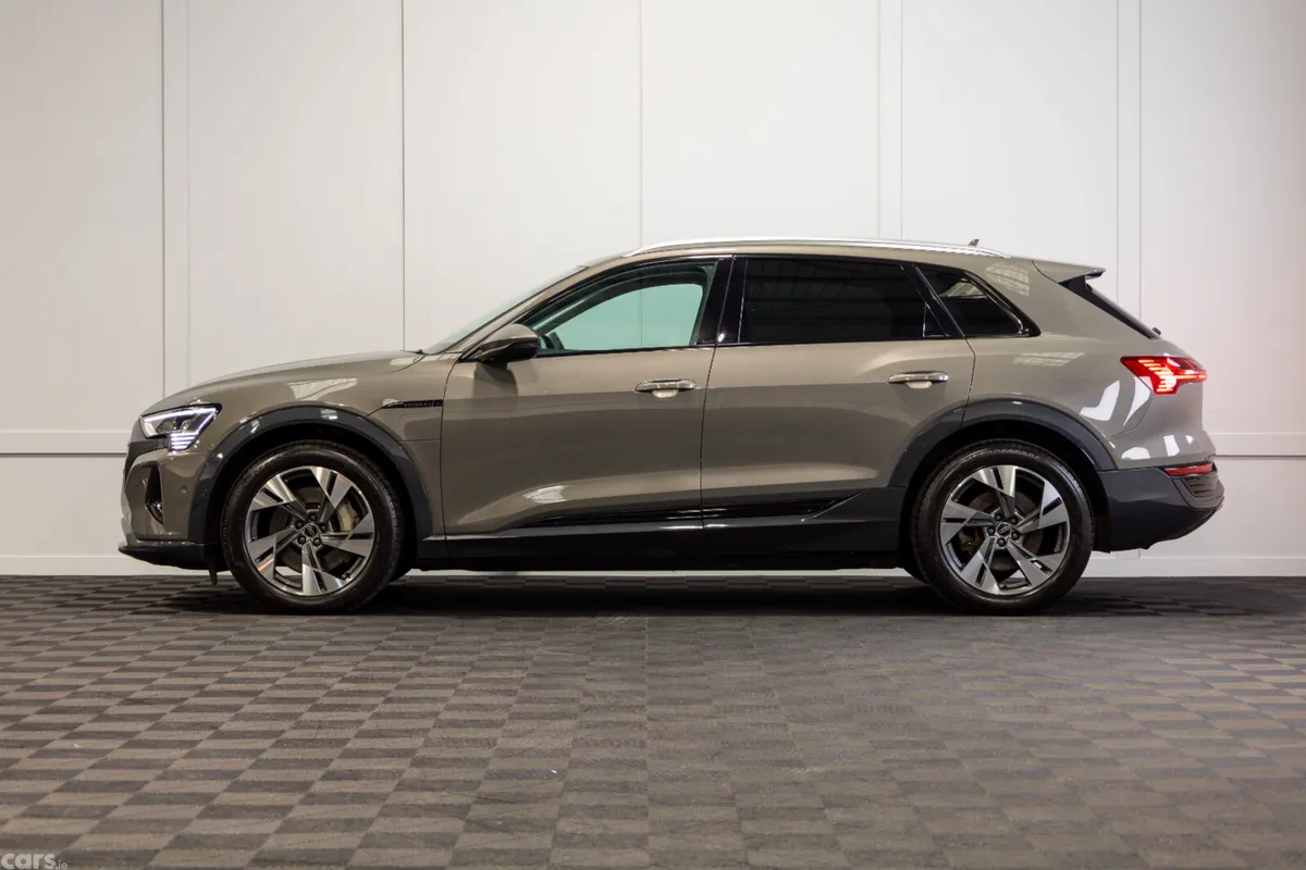 Audi Q8 e-tron SUV, Electric, 2023, Grey