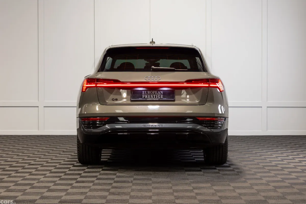Audi Q8 e-tron SUV, Electric, 2023, Grey