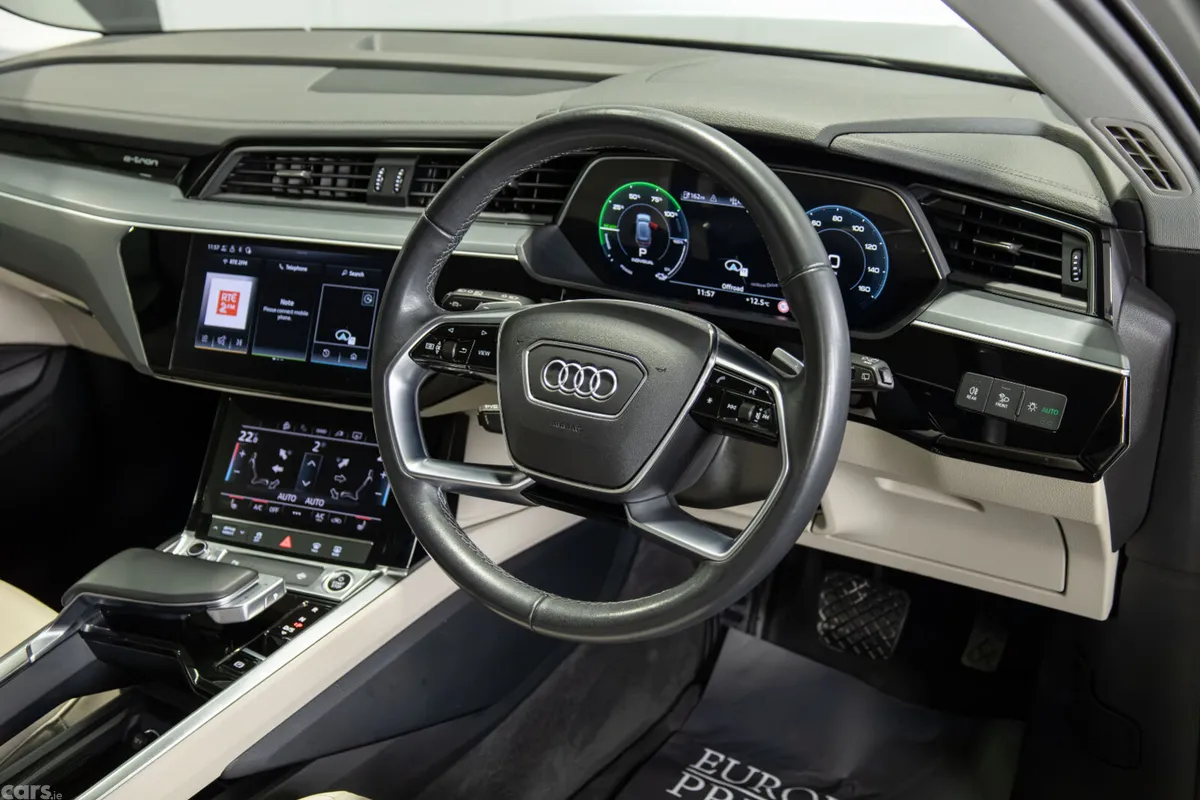 Audi Q8 e-tron SUV, Electric, 2023, Grey