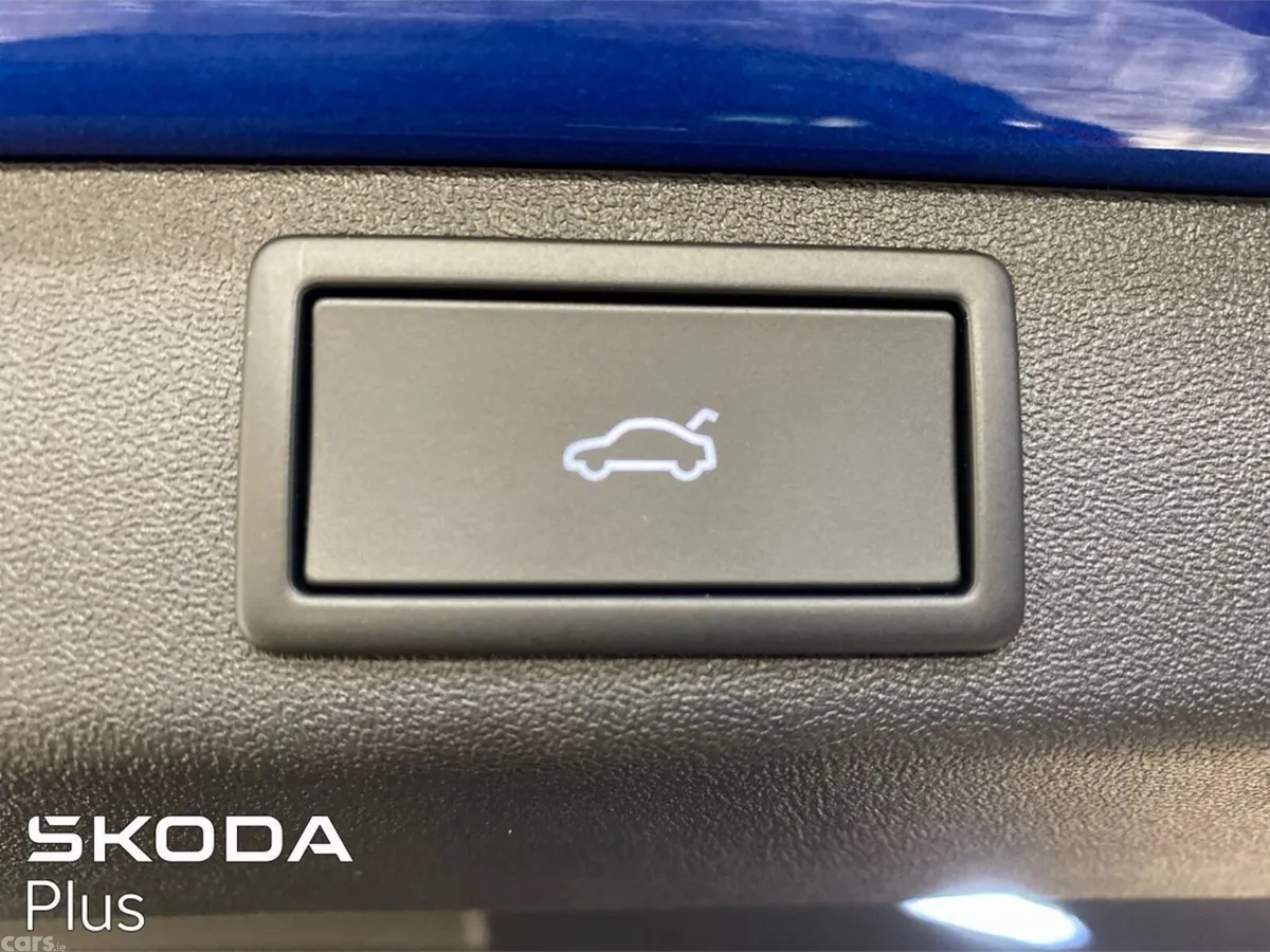 Skoda Elroq Hatchback, Electric, 2026, Blue