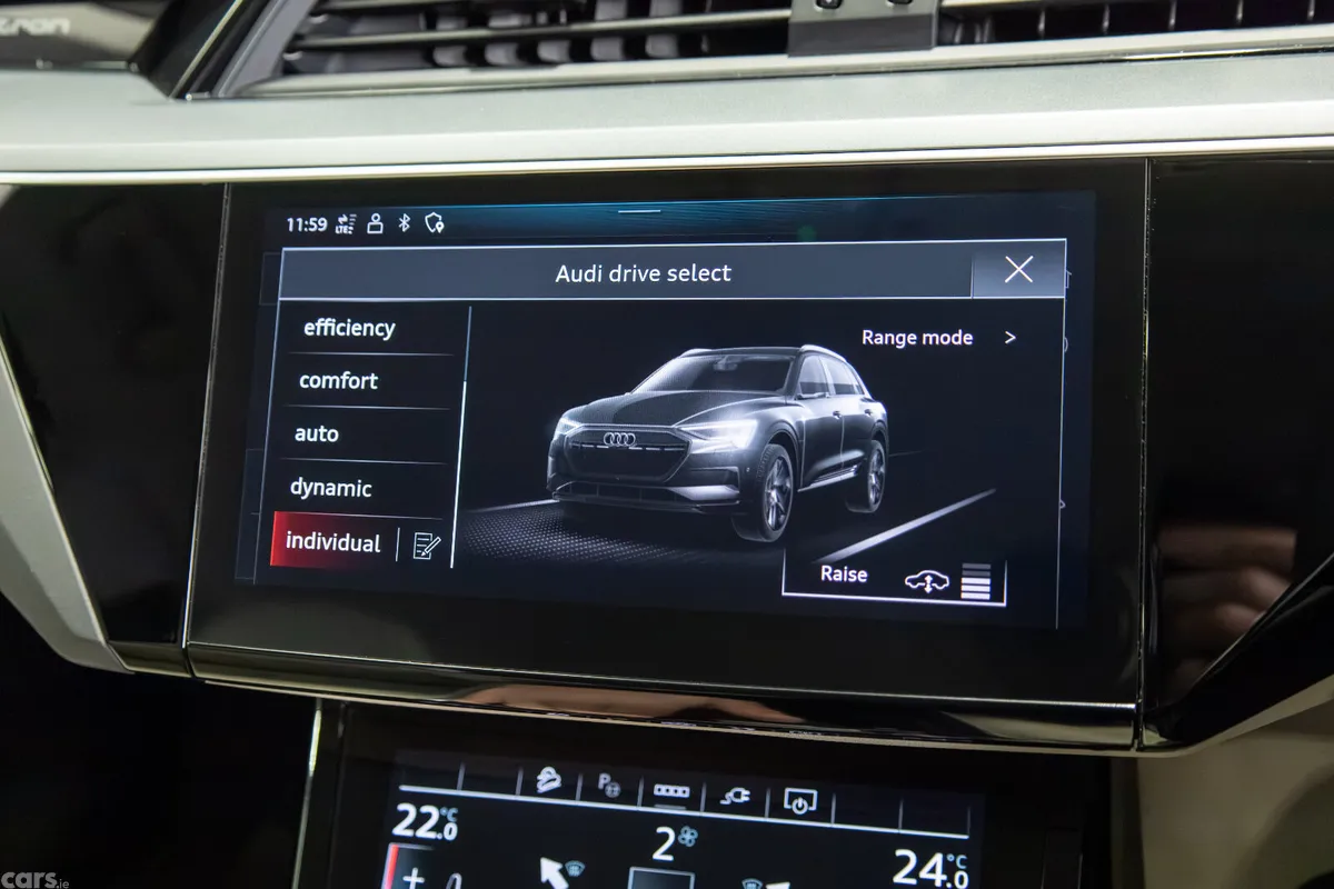 Audi Q8 e-tron SUV, Electric, 2023, Grey