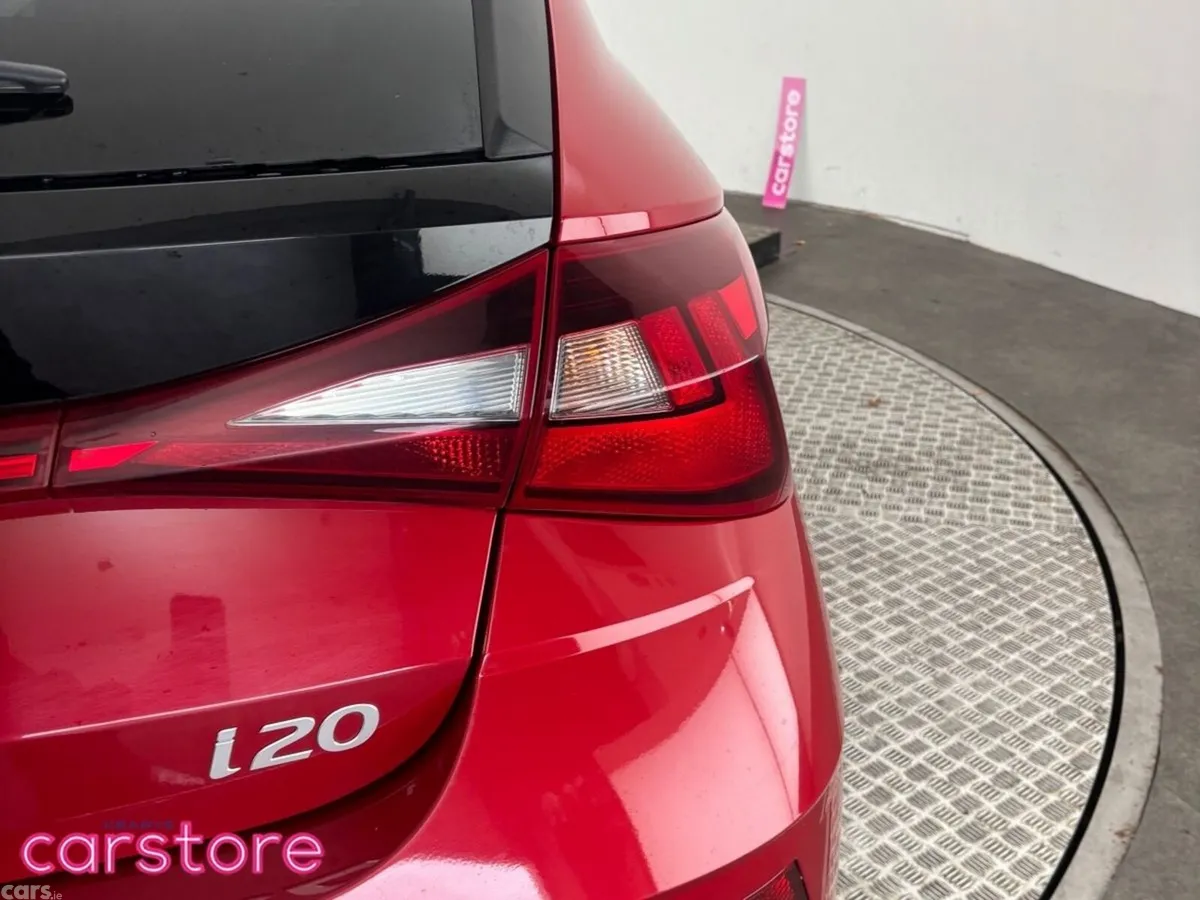 Hyundai i20 Hatchback, Petrol, 2024, Red