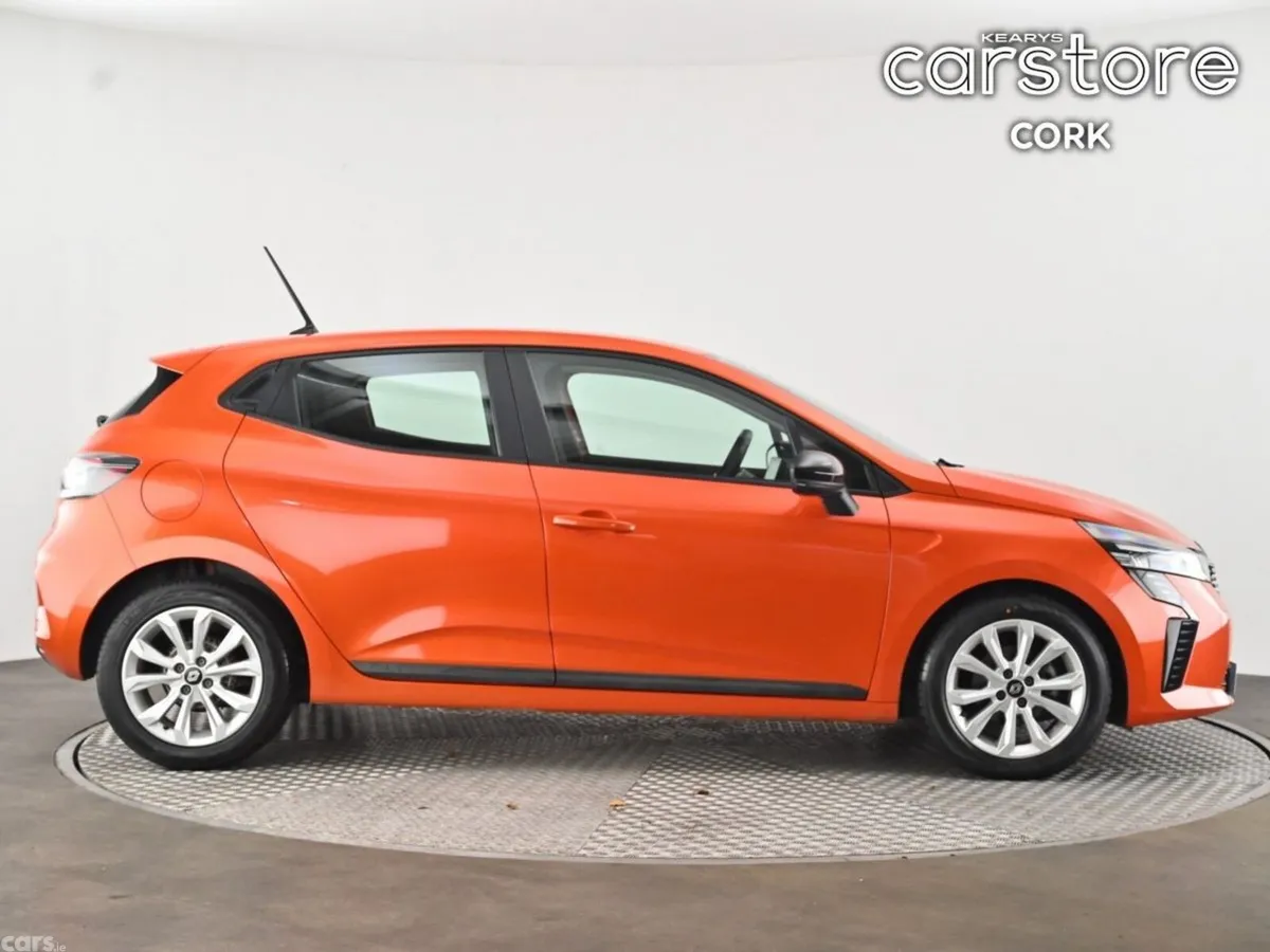 Renault Clio Hatchback, Petrol, 2024, Orange