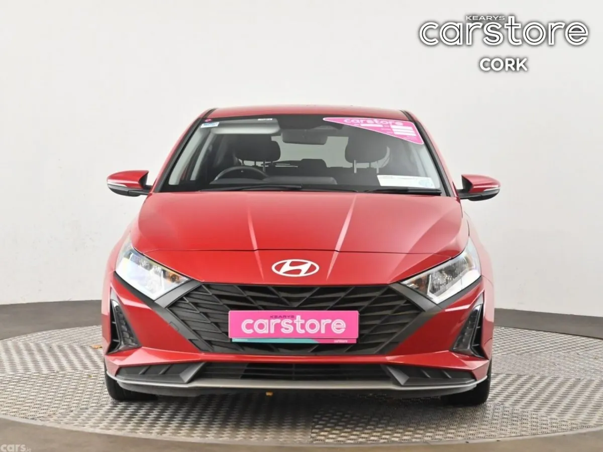 Hyundai i20 Hatchback, Petrol, 2024, Red