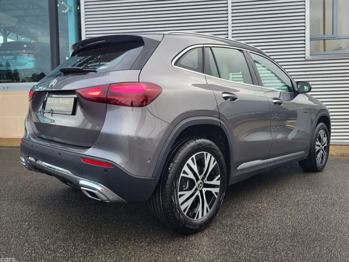 Mercedes-Benz GLA SUV, Diesel, 2027, Grey