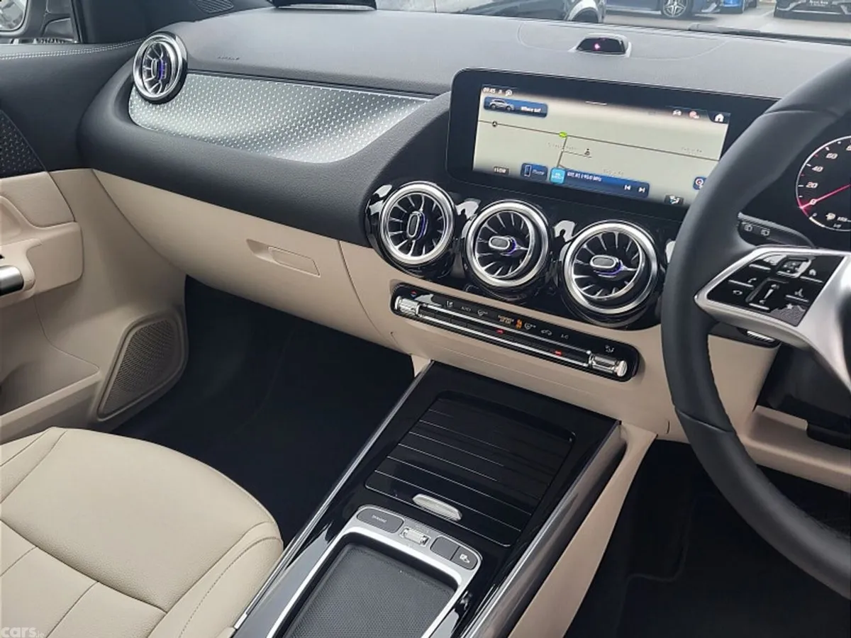 Mercedes-Benz GLA SUV, Diesel, 2027, Grey