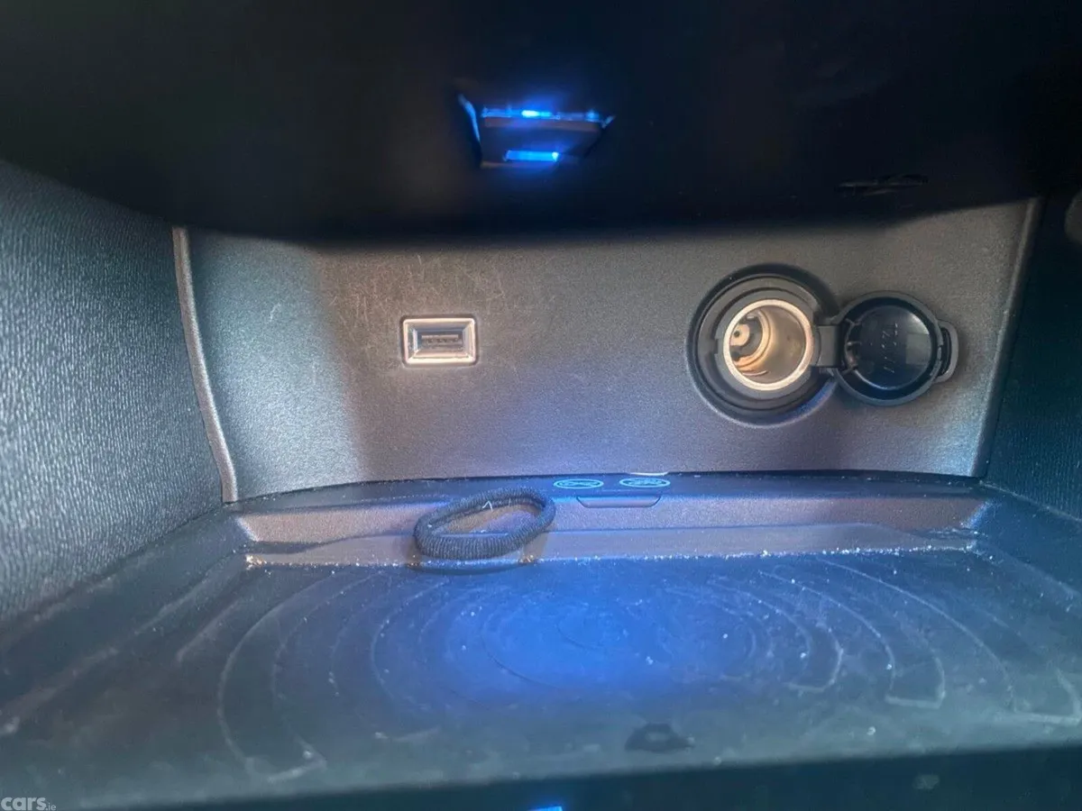 Peugeot 3008 SUV, Diesel, 2019, Black