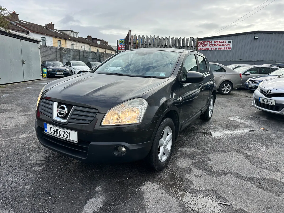 Nissan Qashqai Hatchback, Diesel, 2009, Black
