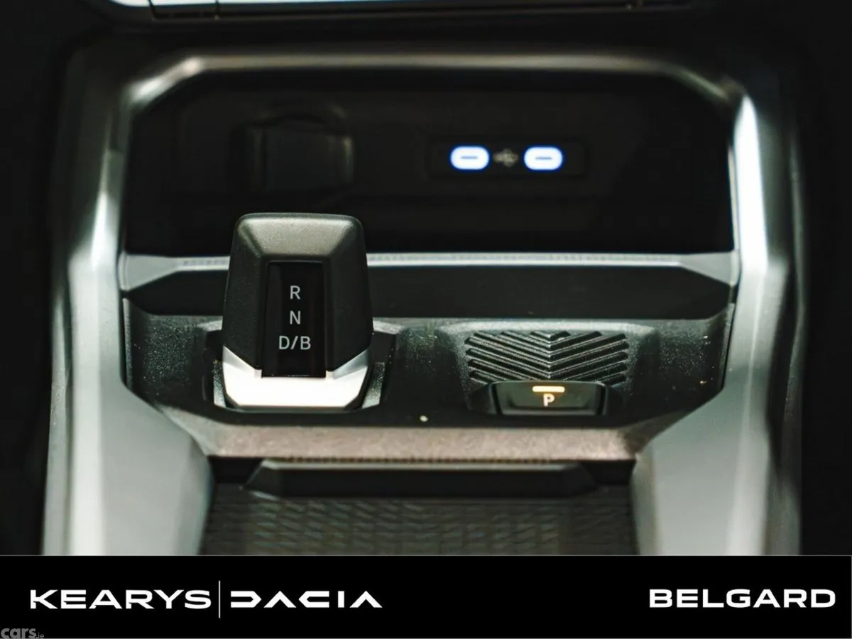 Dacia Bigster SUV, Petrol Hybrid, 2027, Green
