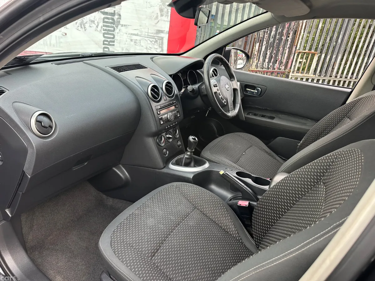 Nissan Qashqai Hatchback, Diesel, 2009, Black