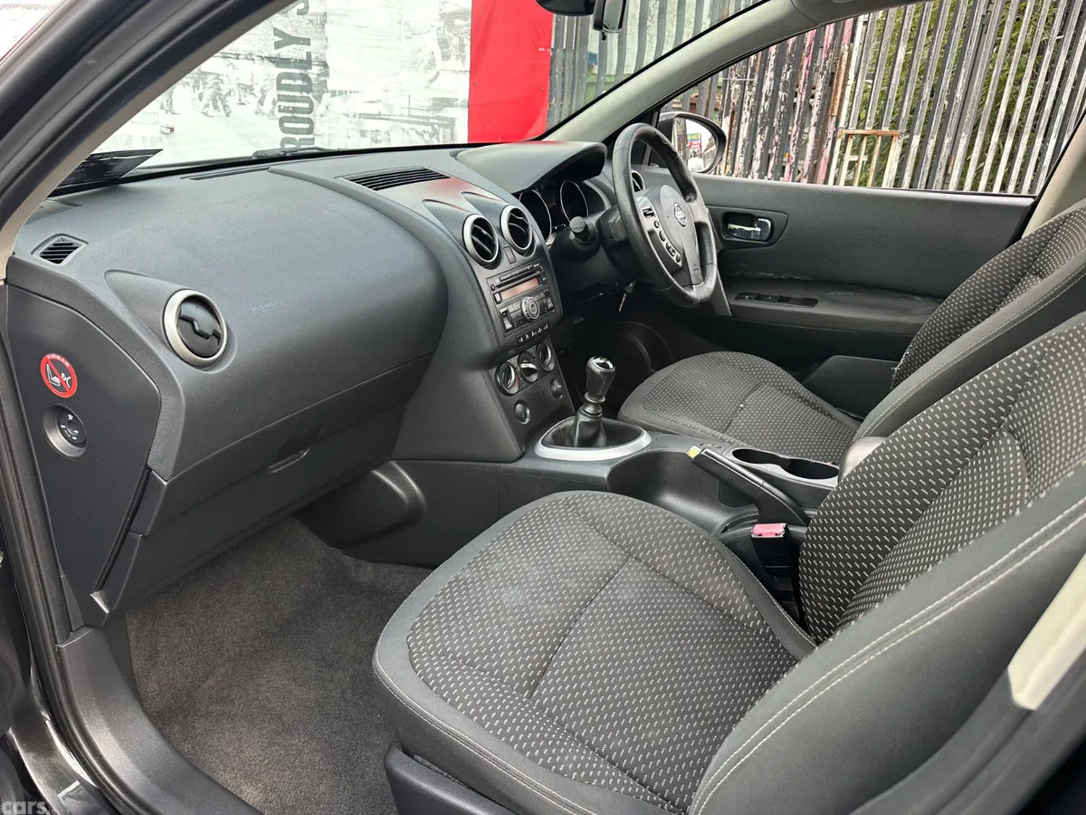 Nissan Qashqai Hatchback, Diesel, 2009, Black
