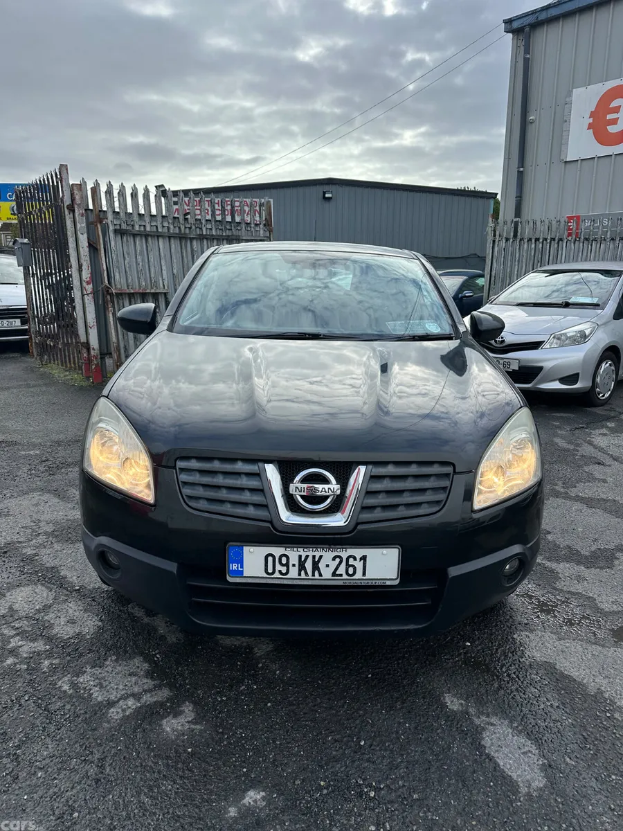 Nissan Qashqai Hatchback, Diesel, 2009, Black