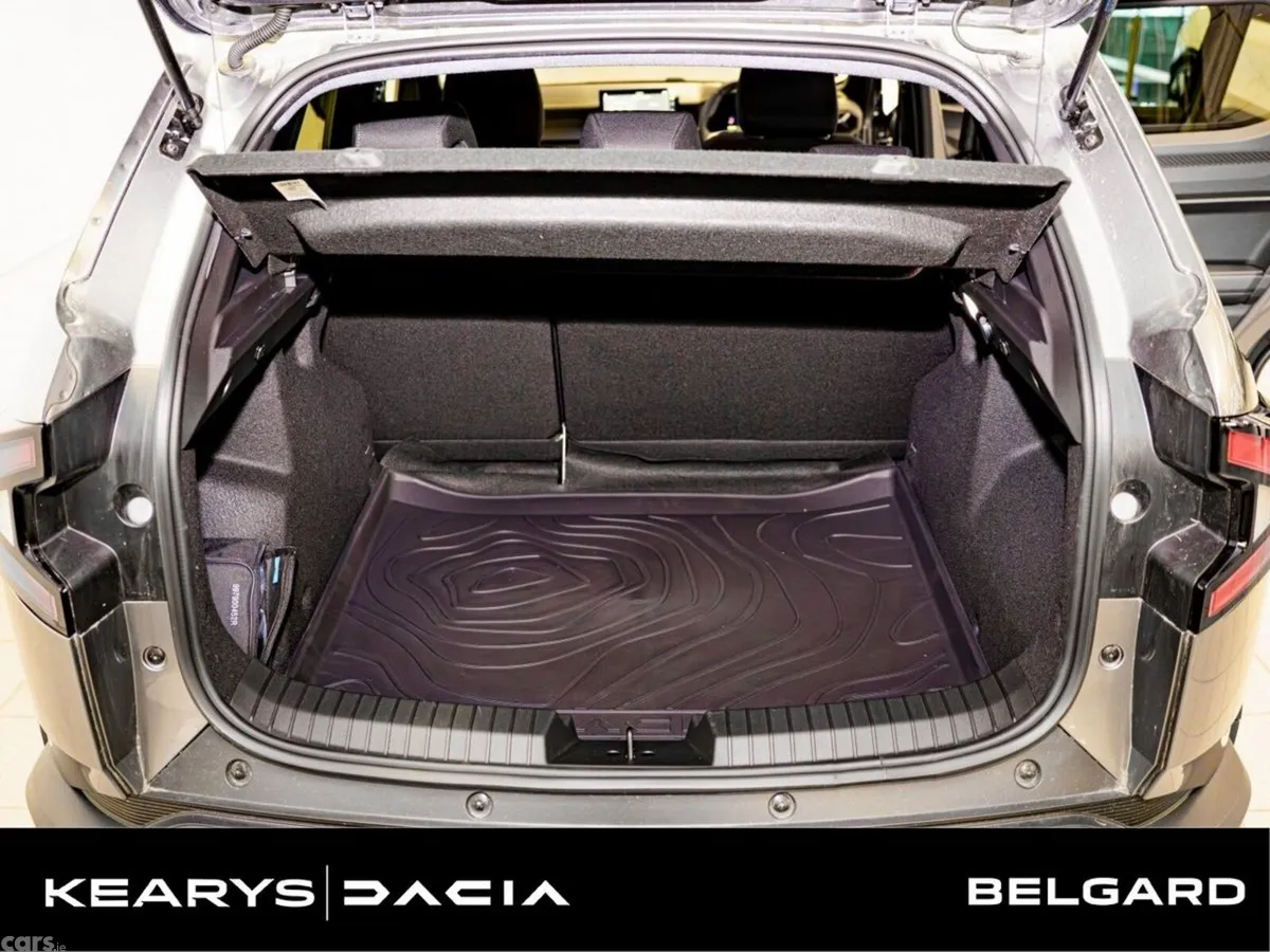 Dacia Duster SUV, Petrol Hybrid, 2027, Grey
