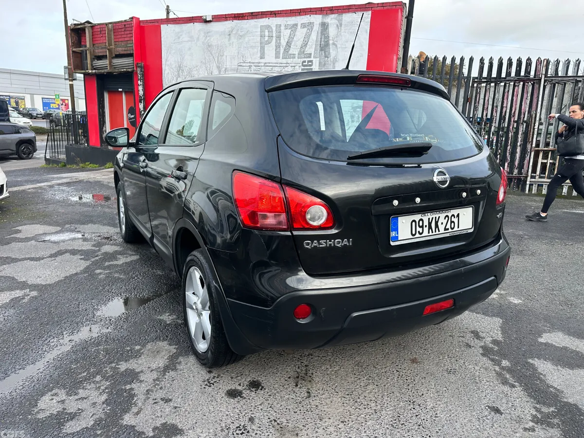Nissan Qashqai Hatchback, Diesel, 2009, Black