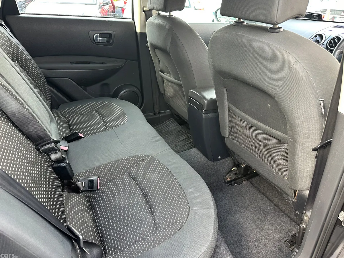 Nissan Qashqai Hatchback, Diesel, 2009, Black