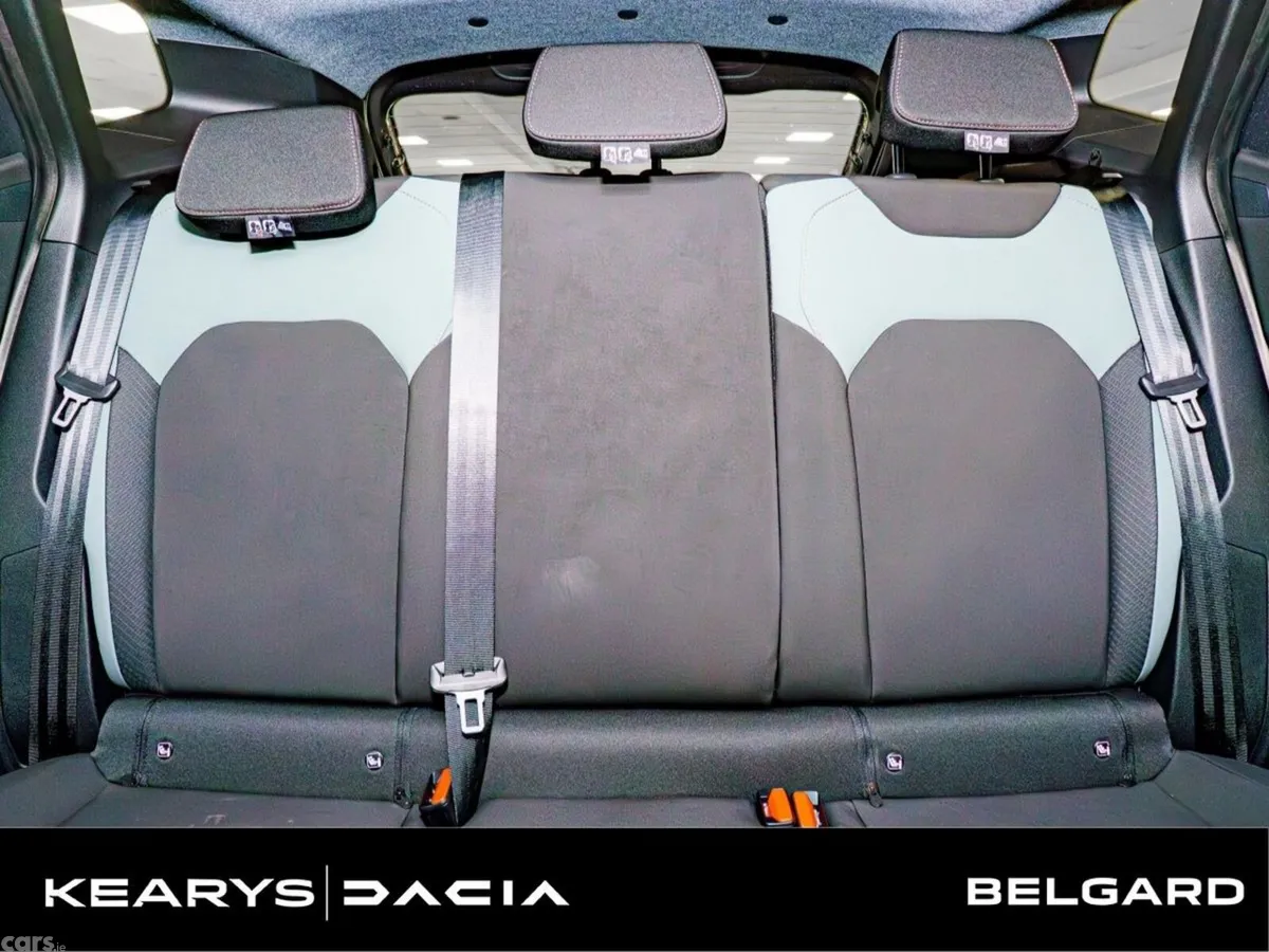 Dacia Duster SUV, Petrol Hybrid, 2027, Grey