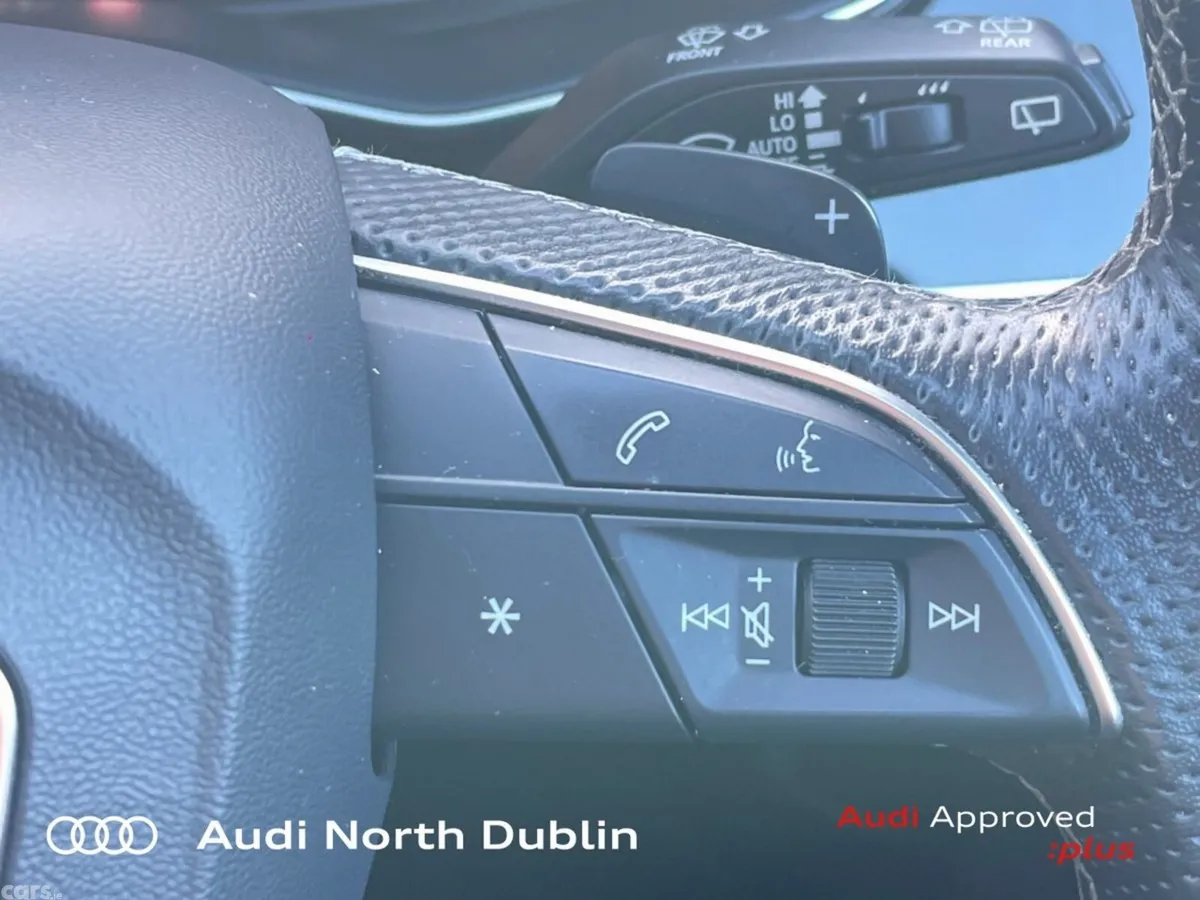 Audi Q8 Hatchback, Petrol Plug-in Hybrid, 2023, Black